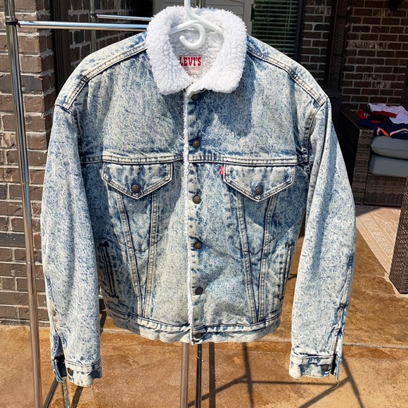 Levi's Other - Vintage 90s LEVIS SHERPA /FUR LINED JEAN JACKET
